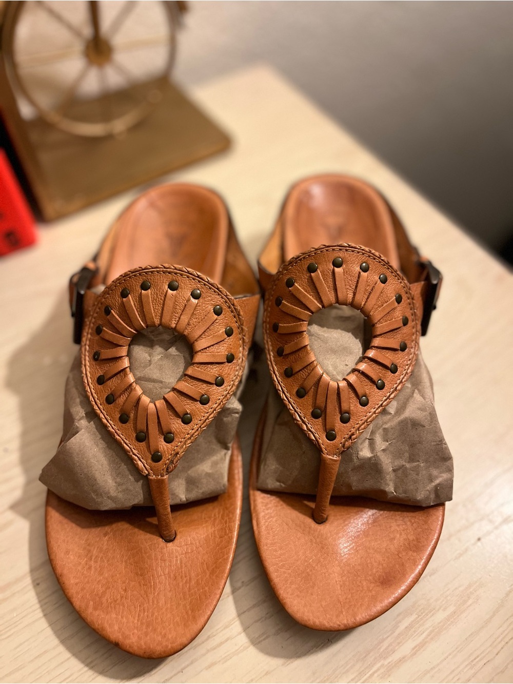 Frye Cognac Leather Circle-Detail Toe-Post Sandals
